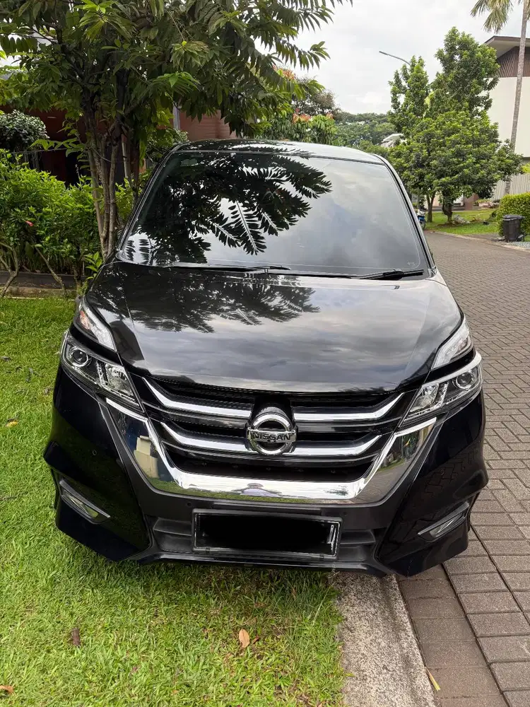 Nissan Serena 2.0 HWS Tahun 2019 Hitam, Terawat, Pemakaian Pribadi