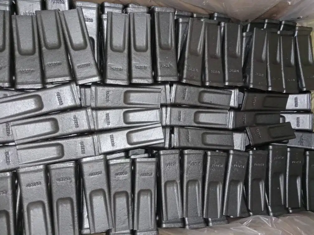 KAMI PERUSAHAAN YANG BERGERAK DIBIDANG MENJUAL SPAREPART ESCAVATOR