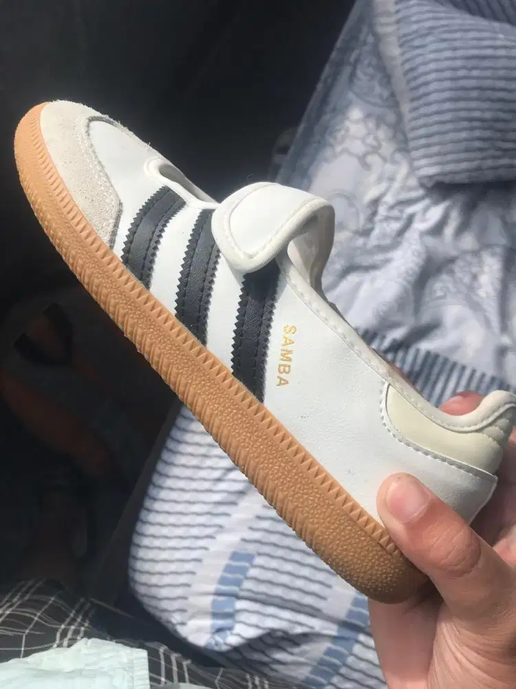 sepatu adidas sambe jane putih