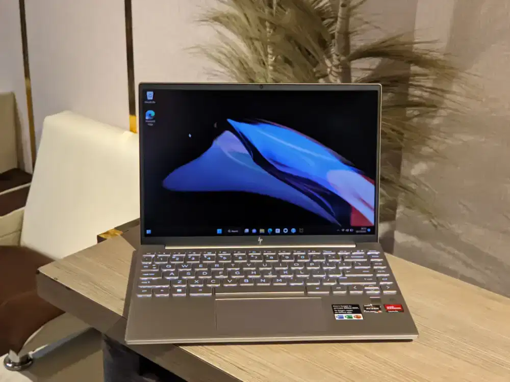 Laptop Hp Pavilion aero 13 Ryzen 5 7535U Ram 16 GB SSD 512 GB