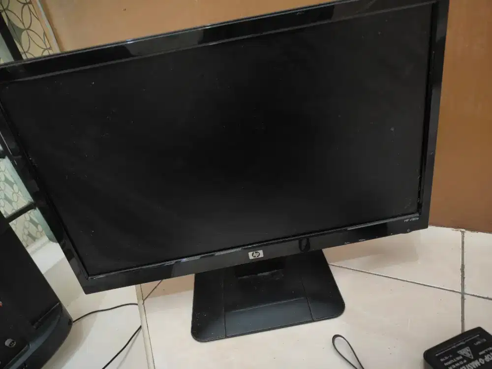 HPv185e Monitor