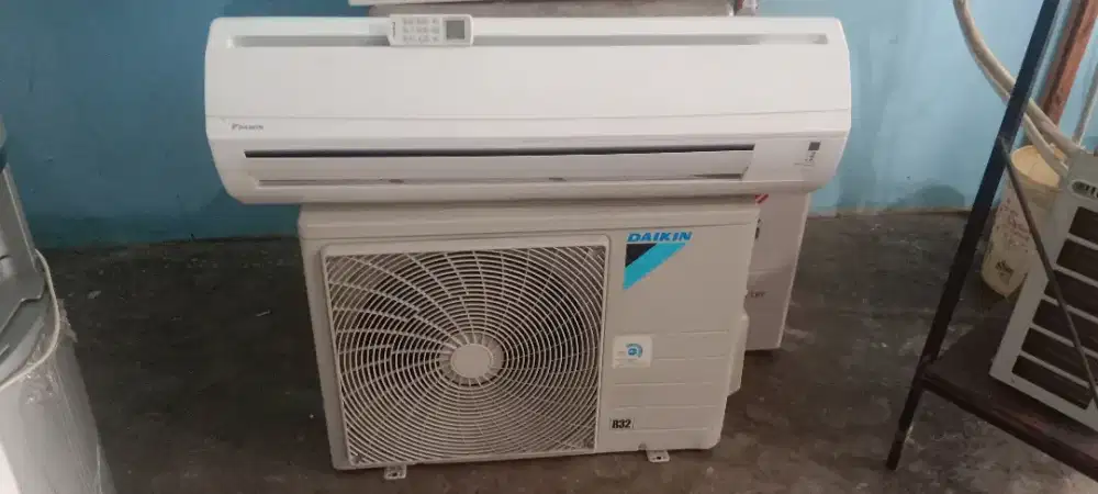 AC DAIKIN 2 pk made in malaysia