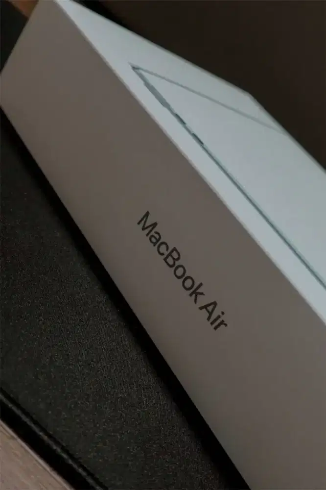 Apple MacBook Air M4 2025 Sky Blue New Segel IBox