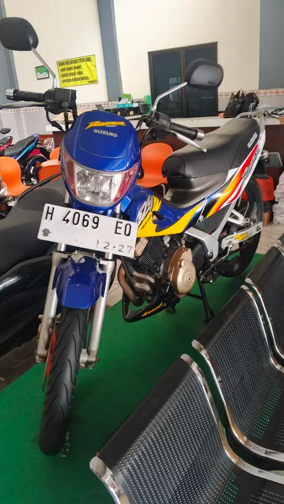 Suzuki raider Thailand 2003