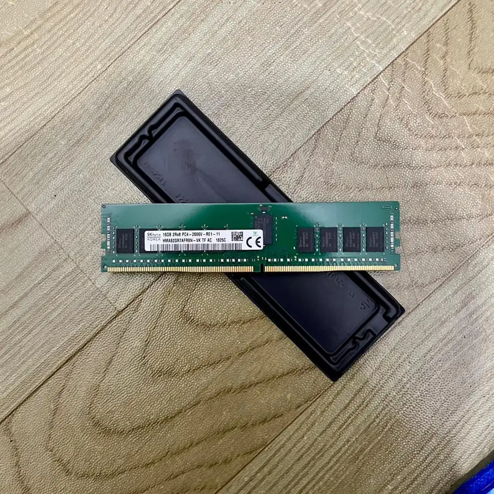 SK Hynix RAM PC 16GB DDR4 2Rx8-2666MHz DIMM