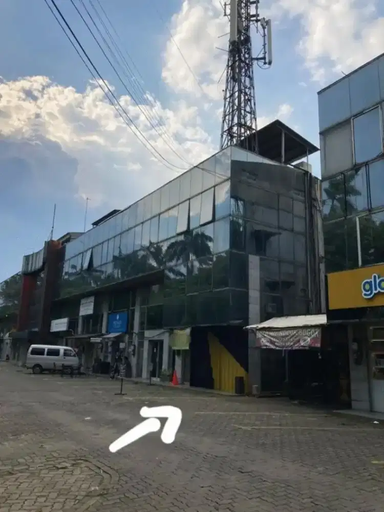 Ruko Bona Indah Plaza di Lebak Bulus, Cilandak, Jakarta Selatan