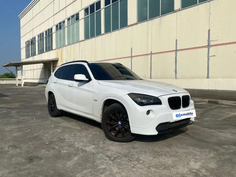 TERMURAH BMW X1 2.0 sDrive18i xLine Bensin-AT 2012 8EN B