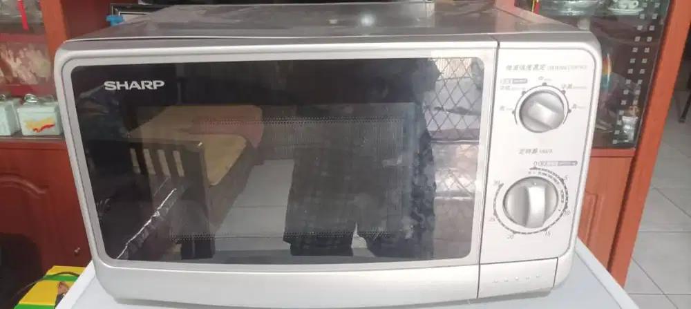 Microwave Oven second SharpR-218L