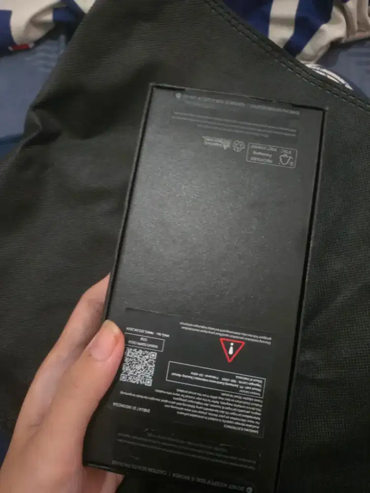 SAMSUNG ZFLIP 6 12/256GB