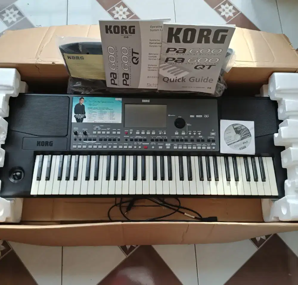 KORG pa 600 V1 segel AB dus book like' New