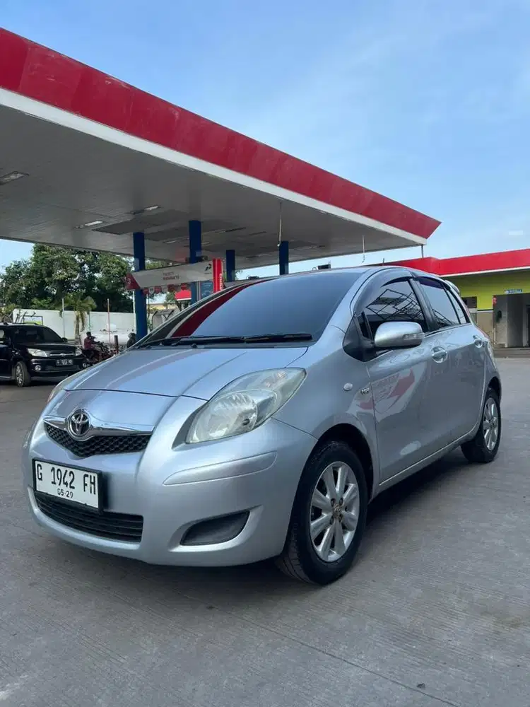 Toyota Yaris atas nama sendiri - Type J Manual 2010