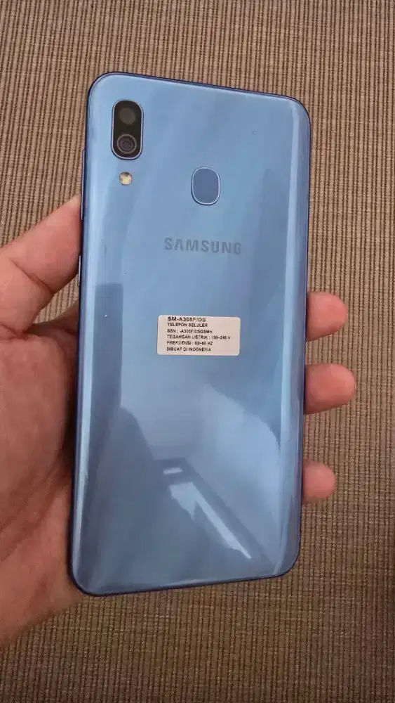 Samsung A30 4/64gb mulus belum pernah servis