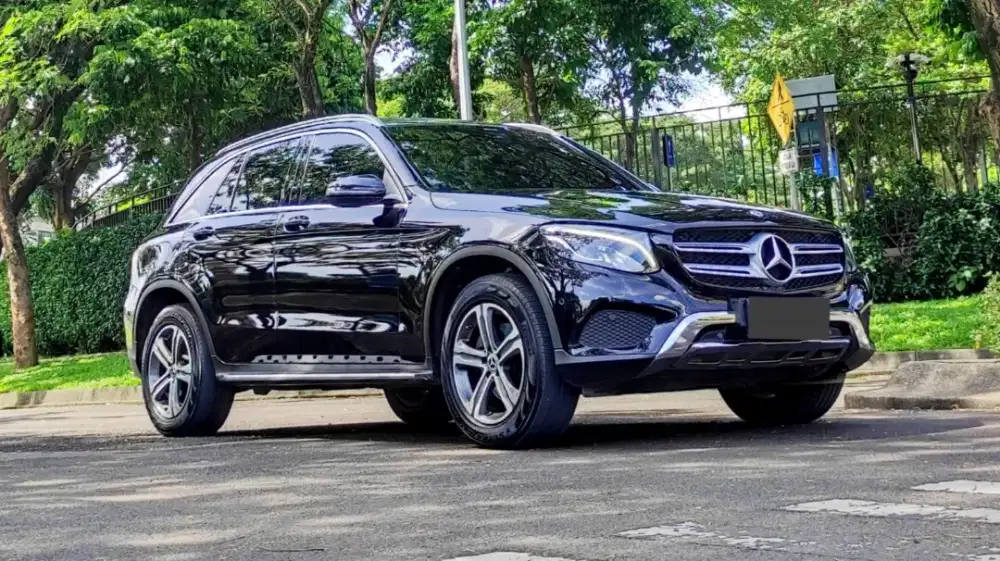 Mercedes-Benz GLC200 exlusive 2018 good condition!