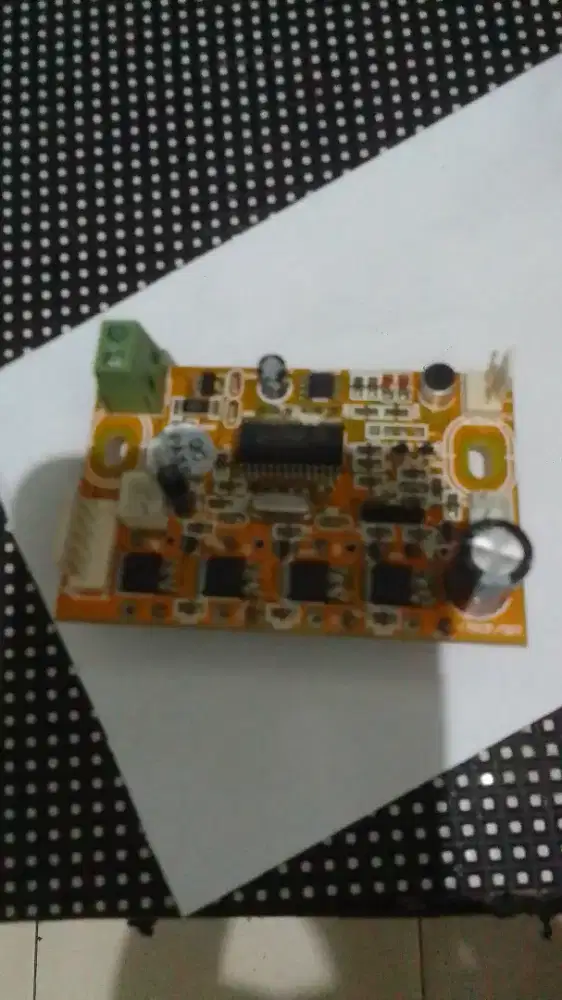 Di Butuhkan teknisi electro yg mahir