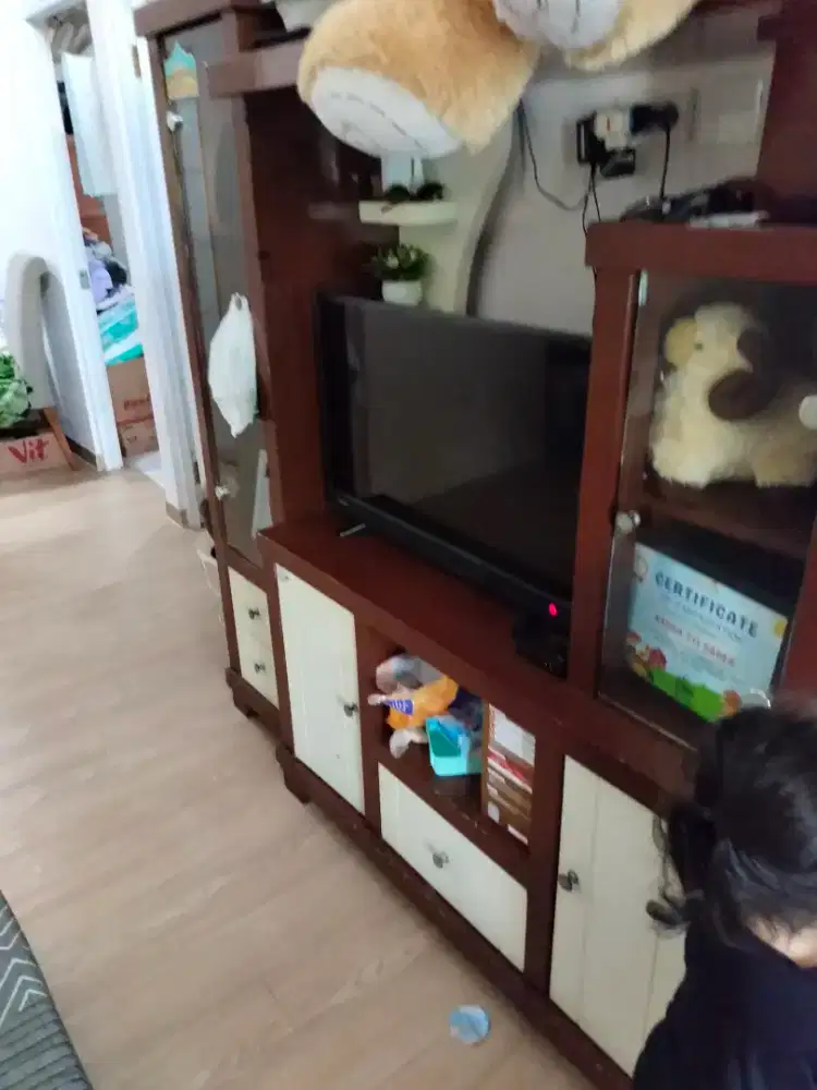 di jual lemari tv
