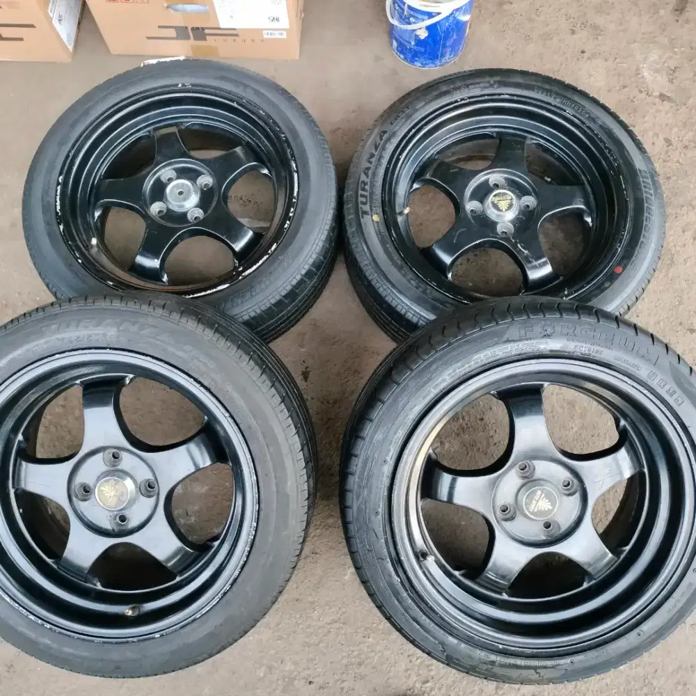 Velg work meister ring 16x7-8 pcd 4x100 ban 195/50 R16 Vios yaris