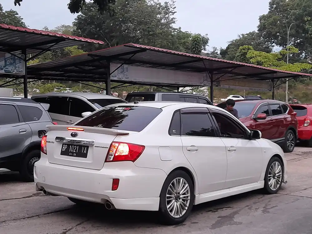 SUBARU IMPRESSA AUTOMETIC PAJAK HIDUP STNK BPKB LENGKAP TANGAN PERTAMA