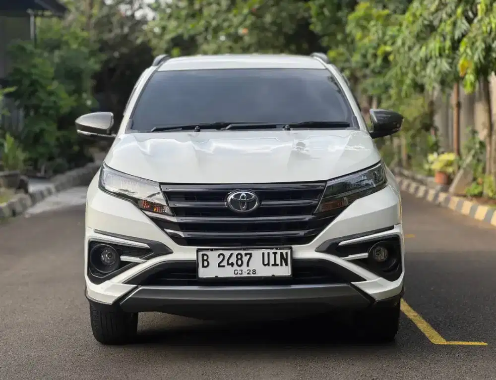 Toyota Rush GR 1.5 at