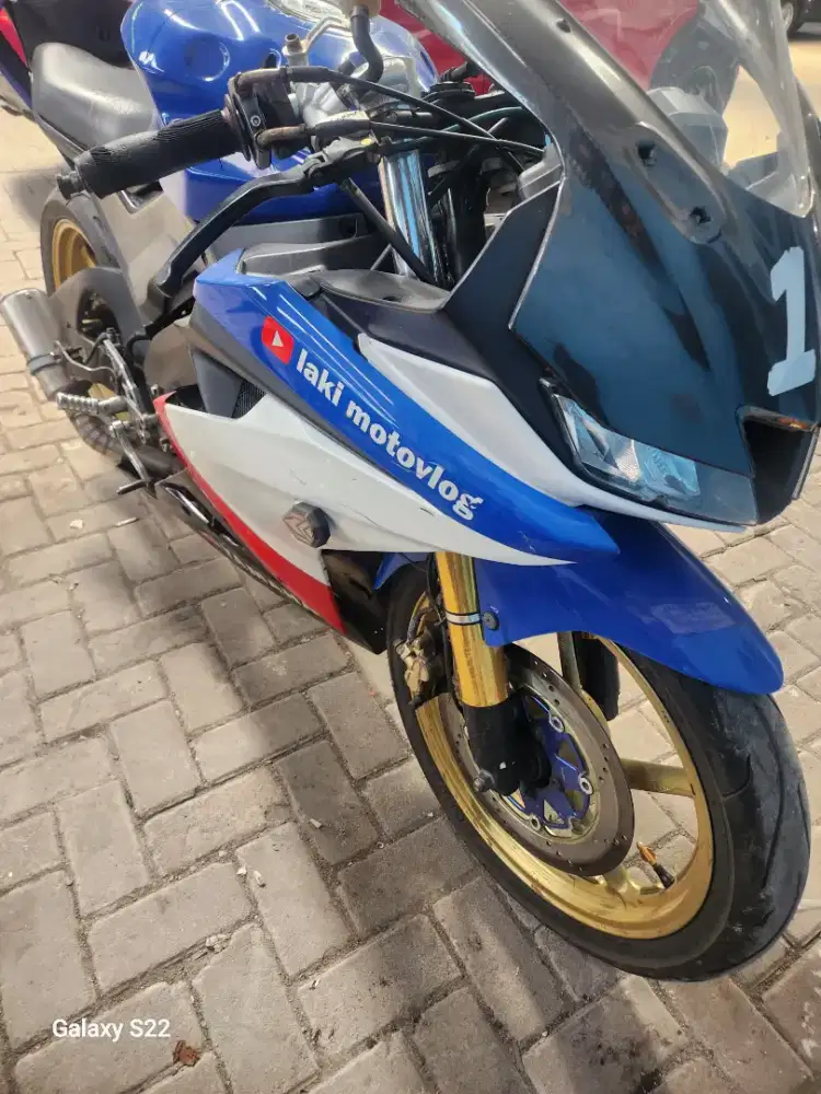 Di jual Motor yamaha Byson surat2 lengkap semua ada