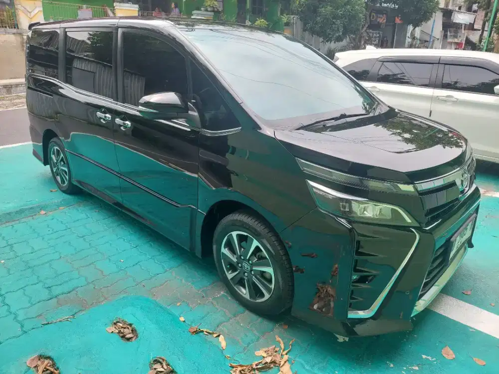 Voxy 2019 harga cash