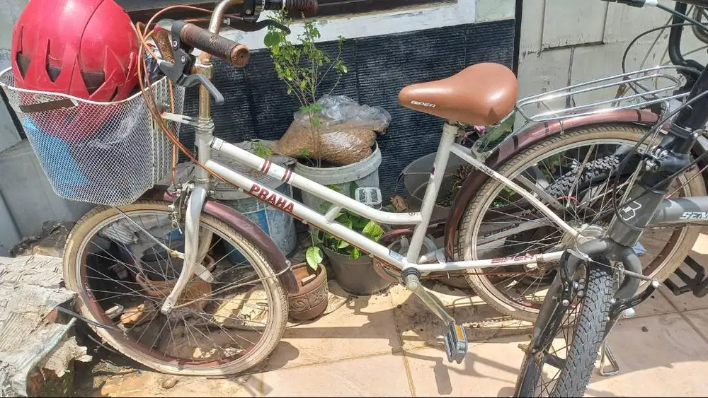 Sepeda Keranjang (Bekas)&Sepeda lipat (Bekas)