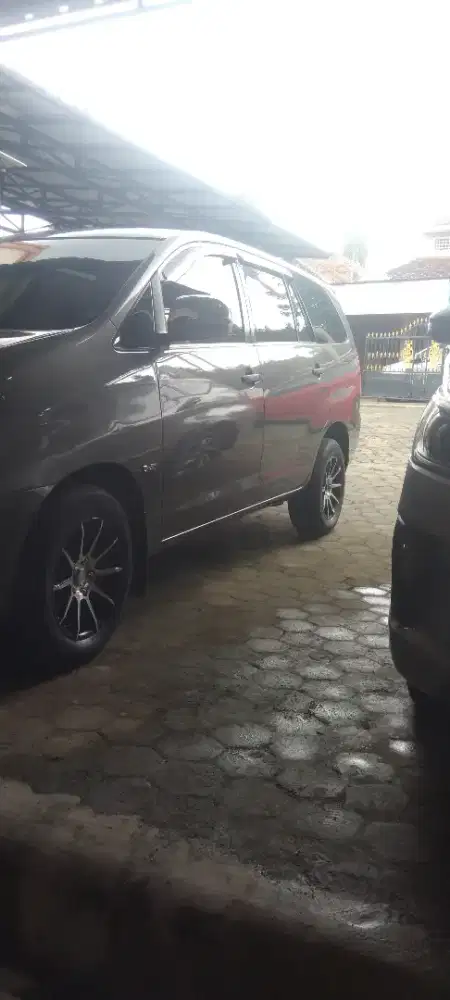 Kain jok asli Innova 2008