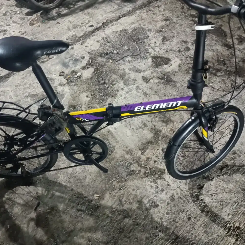 Sepeda lipat ukuran 20 element city