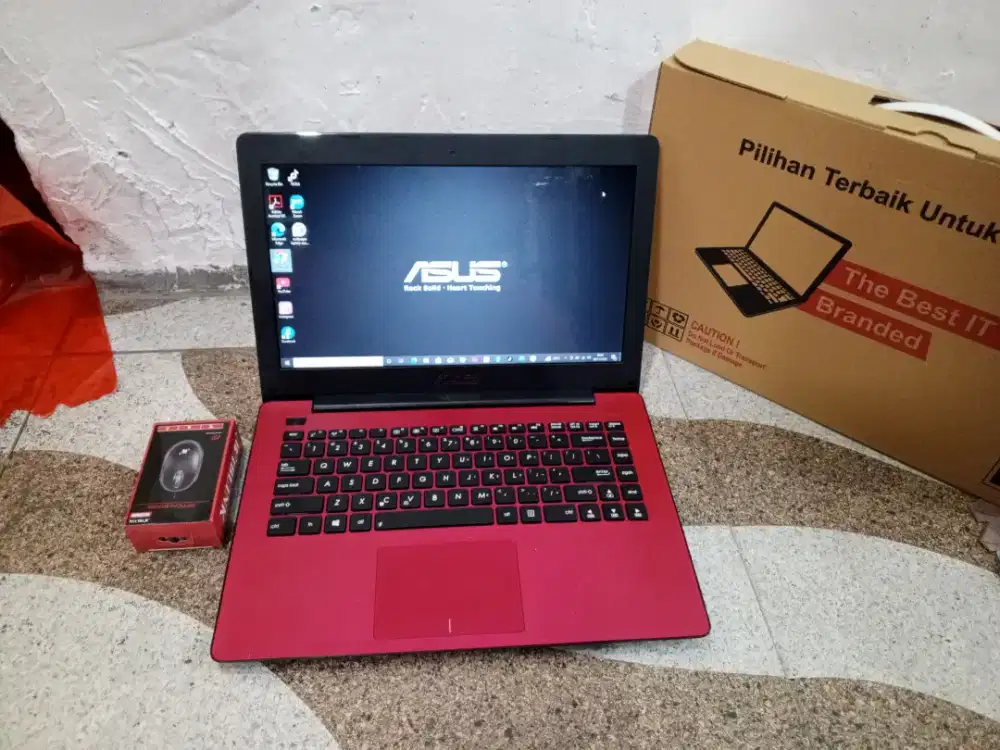 Di Jual cepat laptop Asus, ram 8, normal