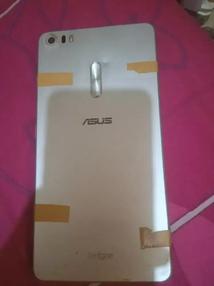 Asus Zenfone 3 ultra minus