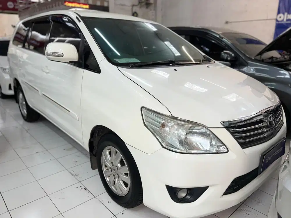 TOYOTA 2013 KIJANG INNOVA G DIESEL 2.5 AT PUTIH ORI OTOMART 286