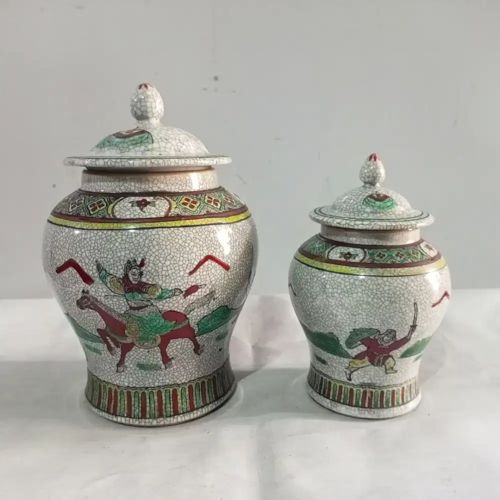 Vintage 2 Chinese Ginger Jar Vase Motif Warior Toples Jahe Tradisional