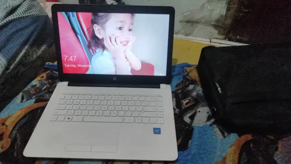 Laptop Hp second kondisi normal