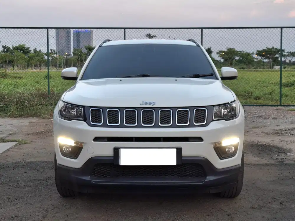 JEEP COMPASS 1.4 LONGITUDE AT 2018 Bensin