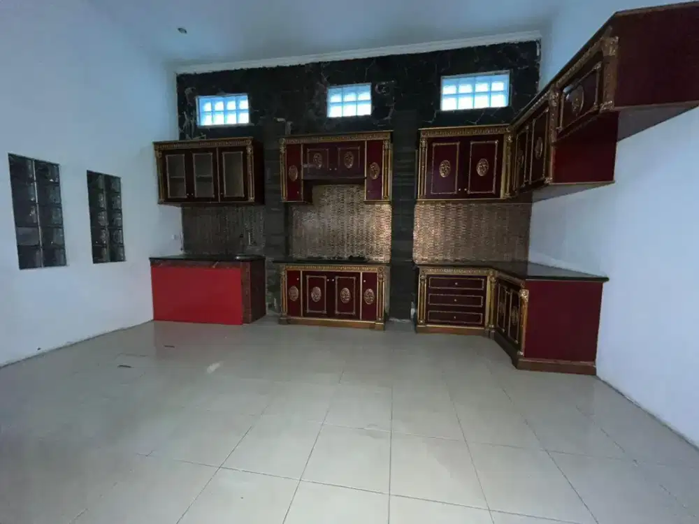 Dijual Rumah 2 Lantai Siap Huni Nyaman Bersih Lokasi strategis di Batununggal Bandung