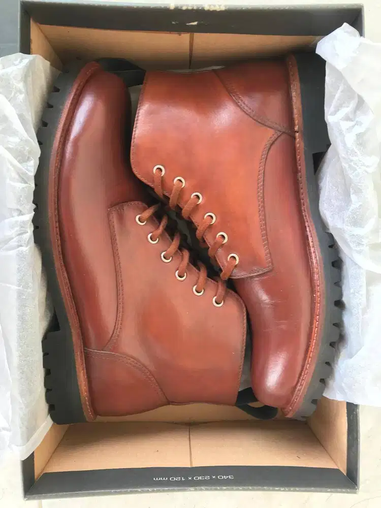 Sepatu Boot Kulit Pria size 42