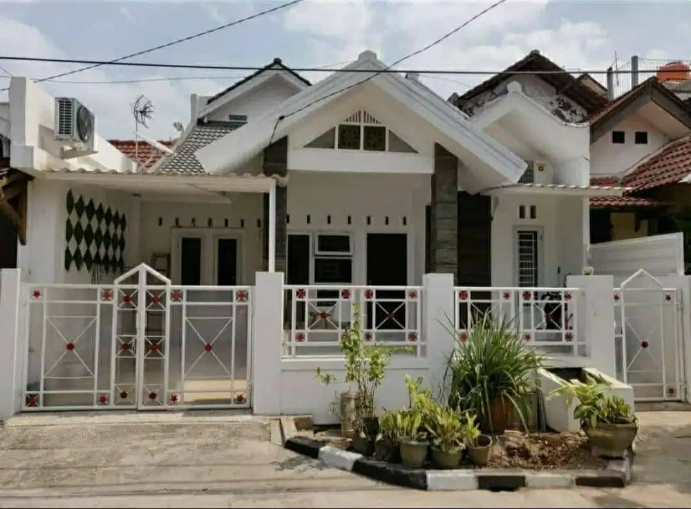 Jual Rumah Bagus lingkungan nyaman stratgis Pamulang tangerang selata