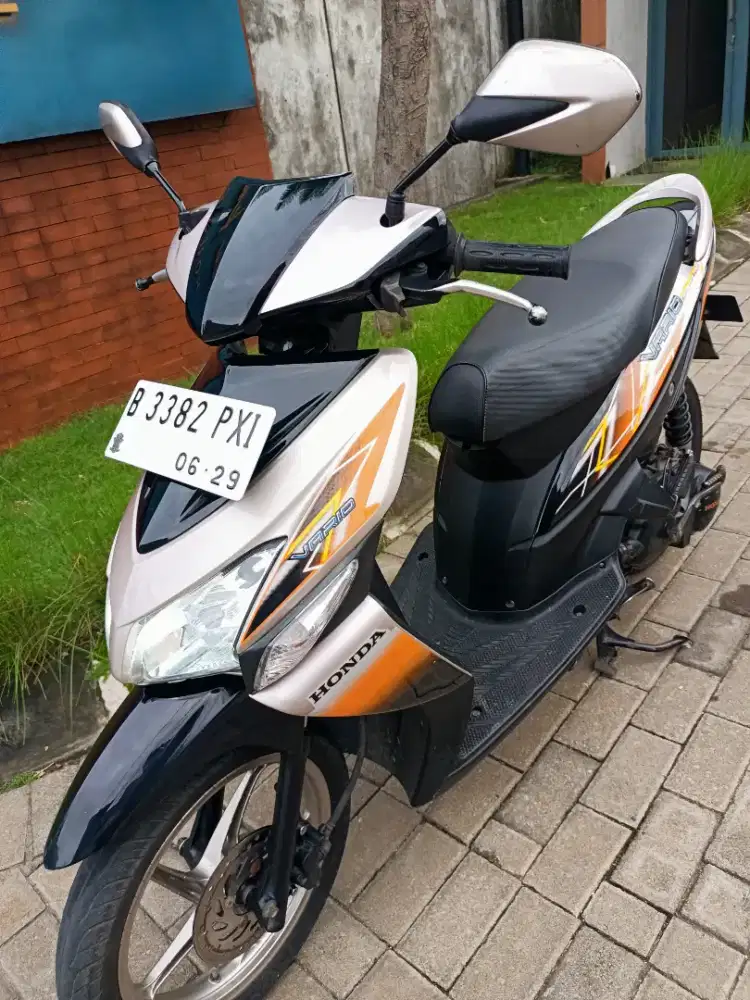 Dijual HONDA Vario cw josss MULUS