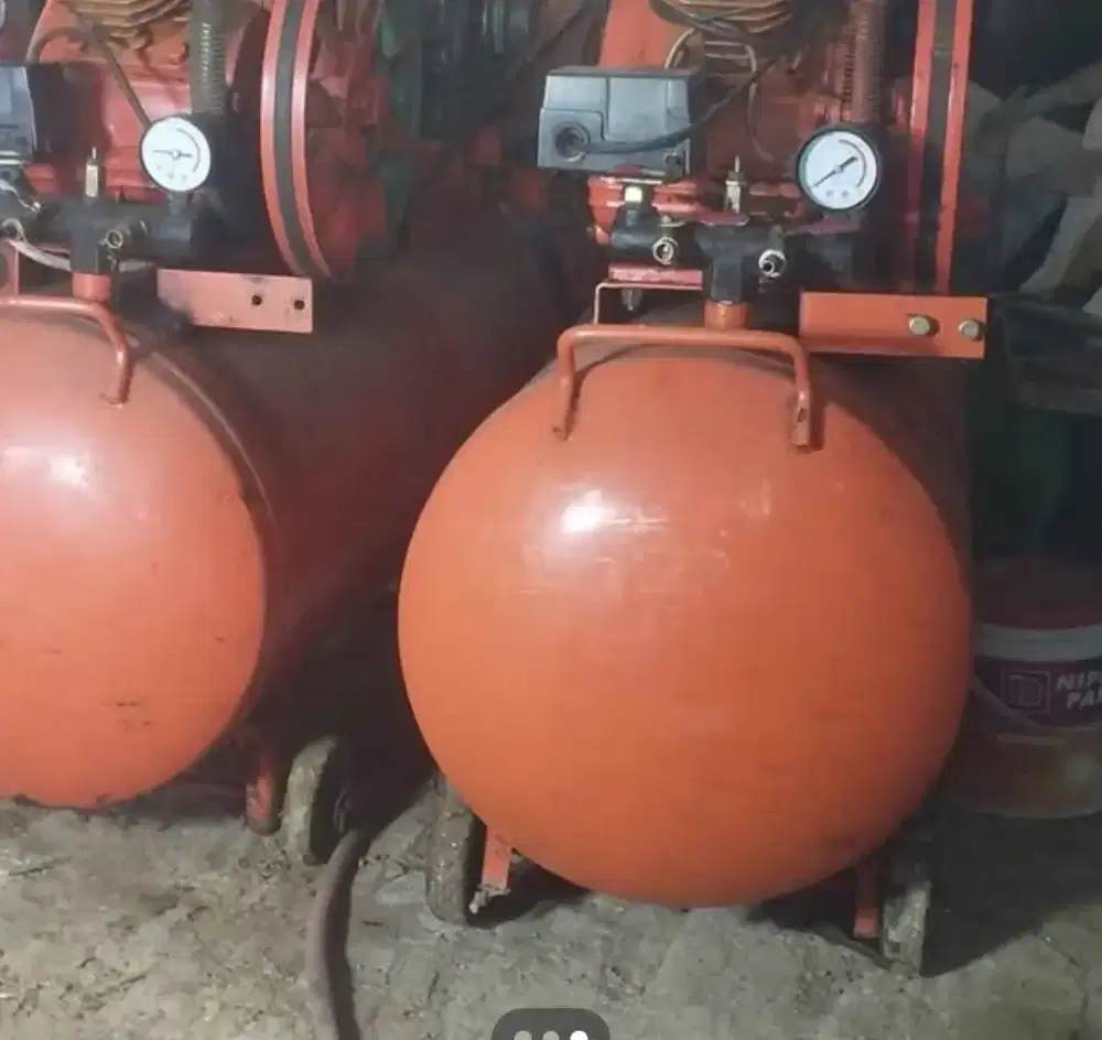 Kompresor bekas normal