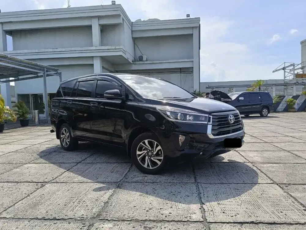 Toyota Kijang Innova V Diesel 2022