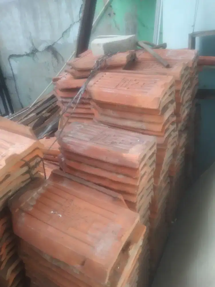 Dijual genteng kodok bekas