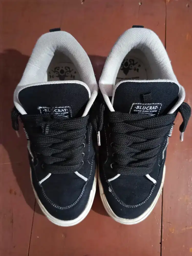 Sepatu Kalcer Abiess