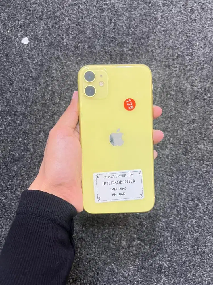 Iphone 11 128gb fullset terima tuker tambah/kredit