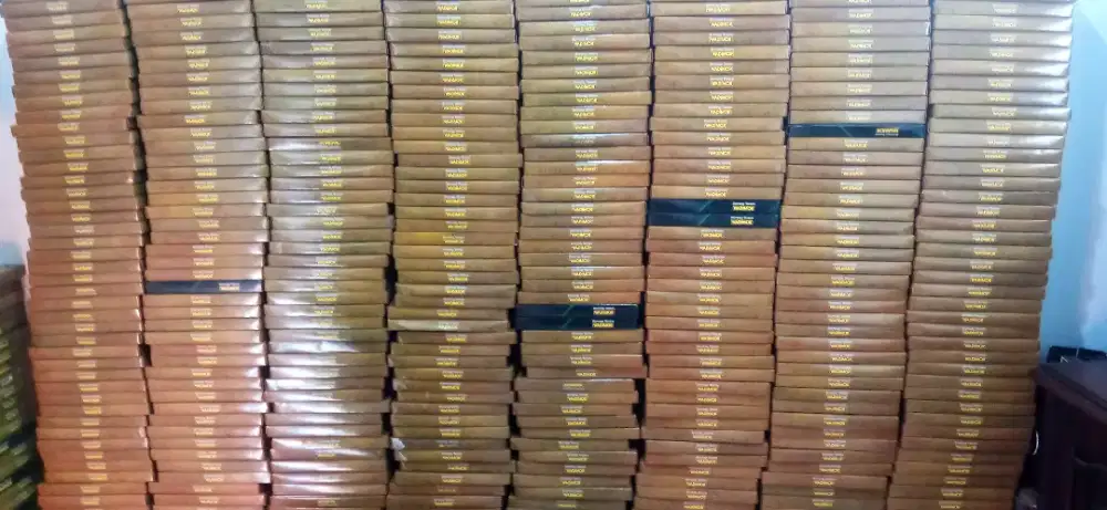 DIJUAL KARDUS WADIMOR