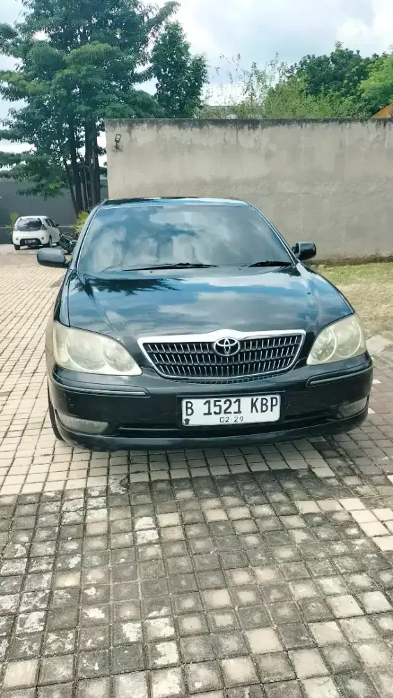 Jual mobil camri, kondisi istimewa , tangan pertama Rp. 80 juta