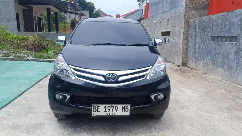 Toyota Avanza 2013