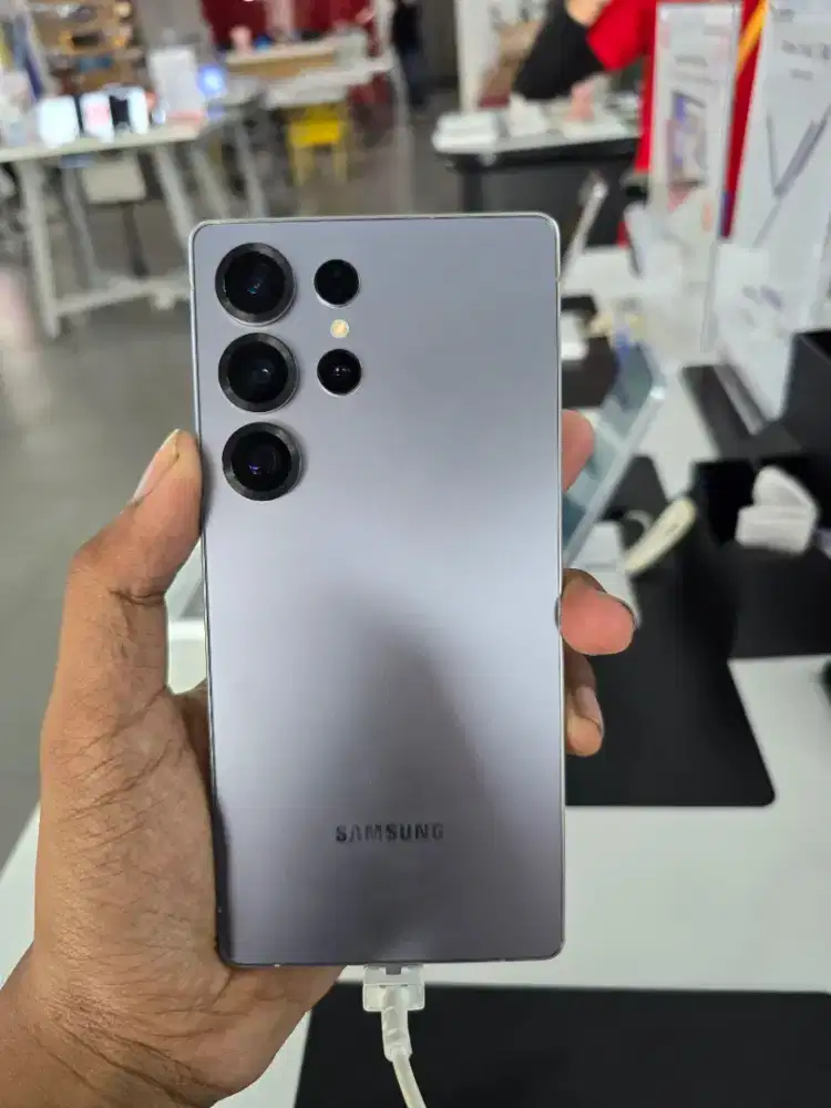 Samsung S25 ultra cicilan 0% di erafone tidar