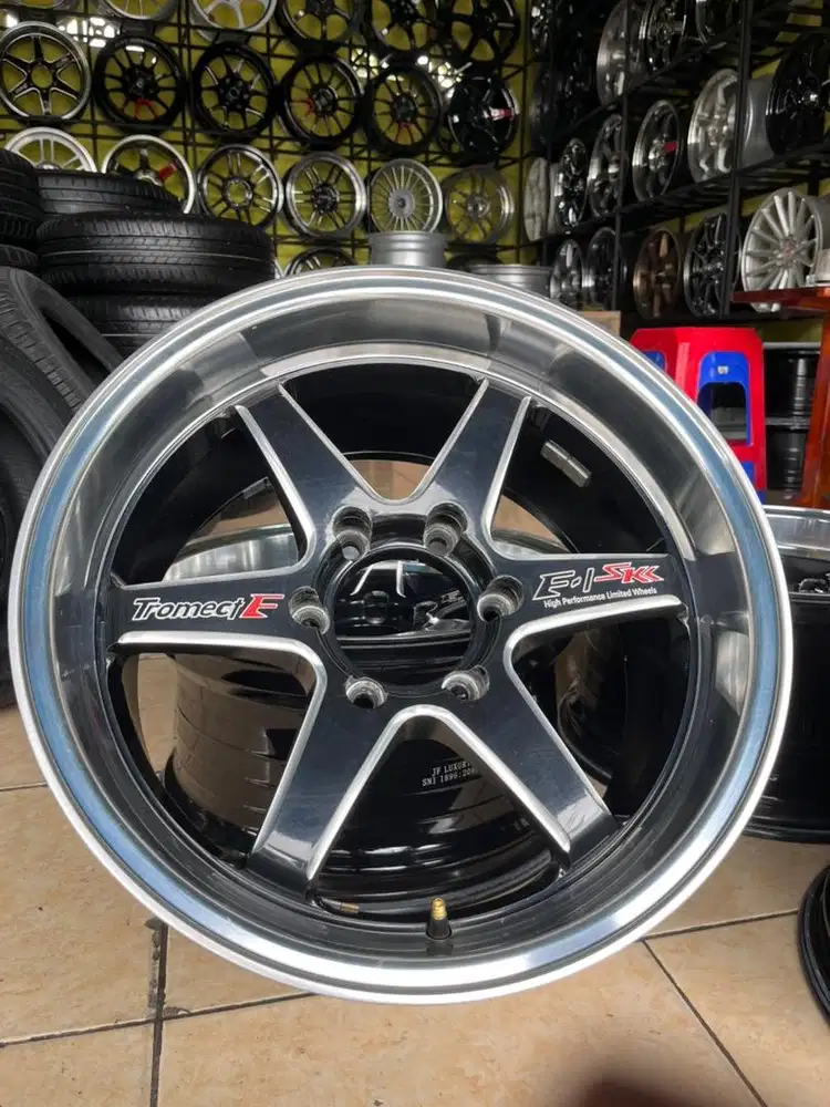 VELG SAMLONG R18x9.5 H5x139.7 PAJERO,FORTUNER.TRITON,STRADA,HILUX,MUX