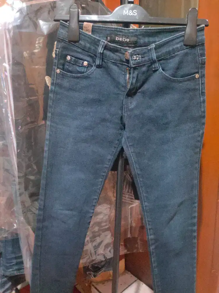 Jeans Bebe warna biru