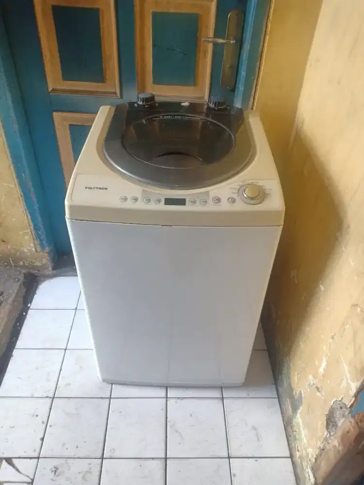 Jual mesin cuci Polytron 1 7,5kg mesin ori uda di manual  bisa diantar
