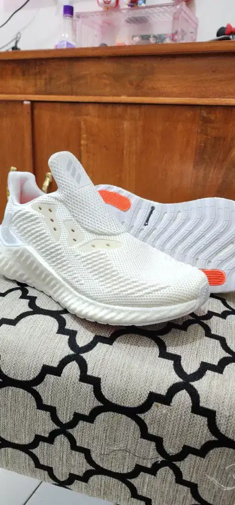 Adidas ALPHABOOST WHITE